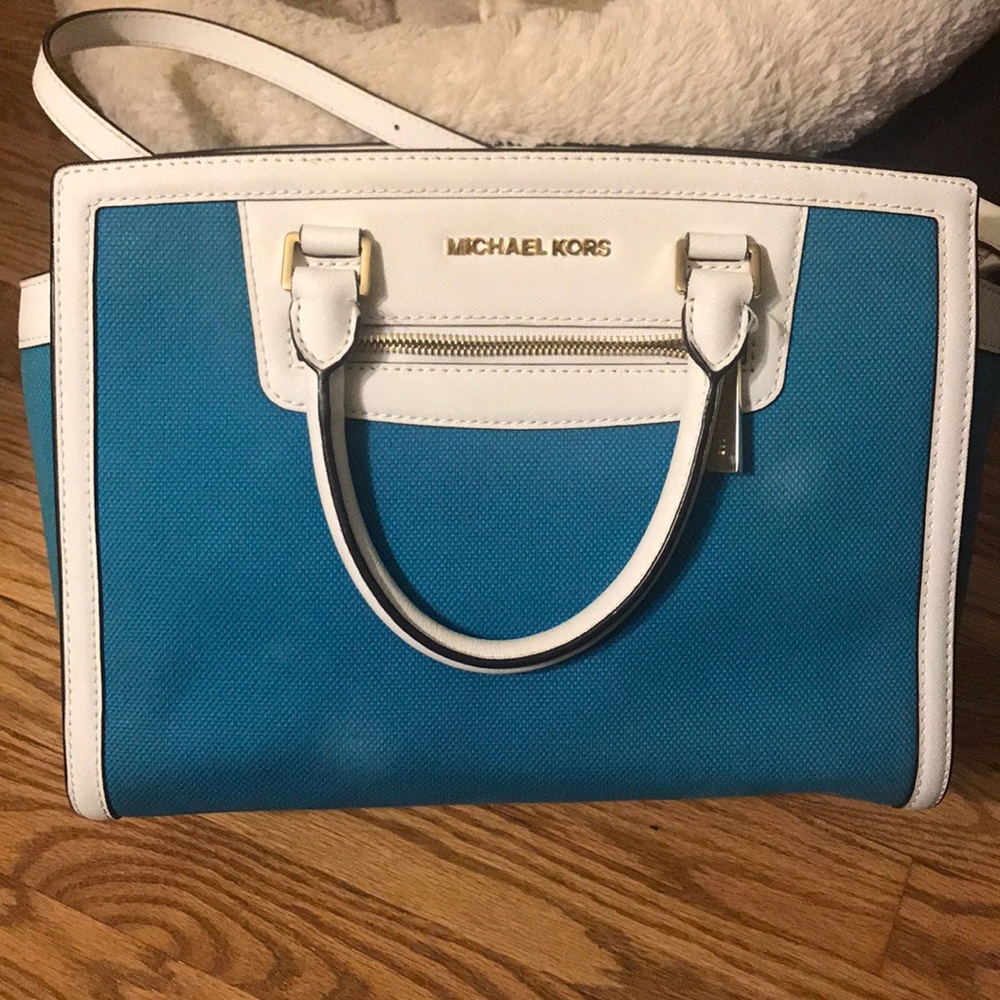**LAST CHANCE** Michael Kors Selma Bag